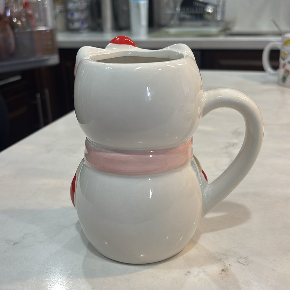 Snowman Hello Kitty Mug - Picture 2 of 6
